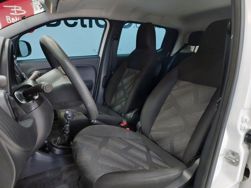 fiat mobi 1.0 evo flex like. manual 4p 20248 fiat mobi 1.0 evo flex like. manual 4p 20248