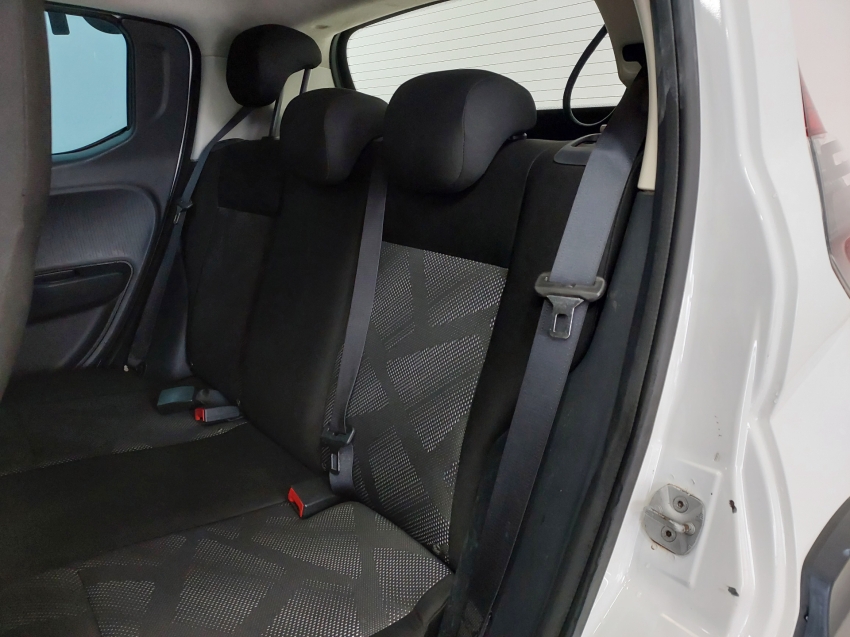 fiat mobi 1.0 evo flex like. manual 4p 20249 fiat mobi 1.0 evo flex like. manual 4p 20249