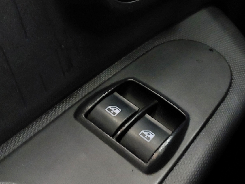 fiat mobi 1.0 evo flex like. manual 4p 202413 fiat mobi 1.0 evo flex like. manual 4p 202413