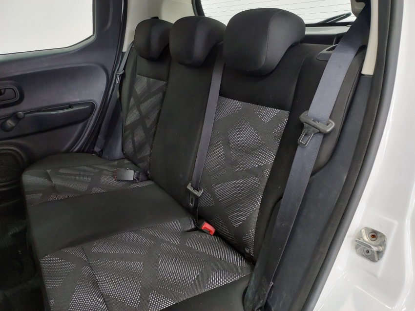 fiat mobi 1.0 evo flex like. manual 4p 20239 fiat mobi 1.0 evo flex like. manual 4p 20239