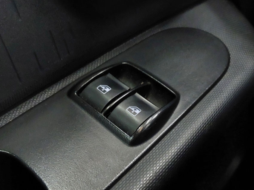 fiat mobi 1.0 evo flex like. manual 4p 202314 fiat mobi 1.0 evo flex like. manual 4p 202314