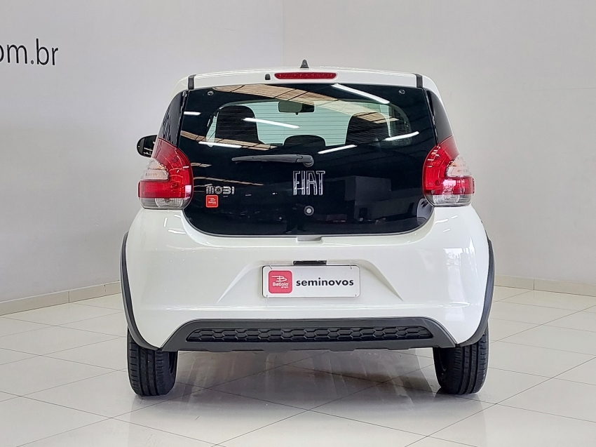 fiat mobi 1.0 evo flex like. manual 4p 20245 fiat mobi 1.0 evo flex like. manual 4p 20245