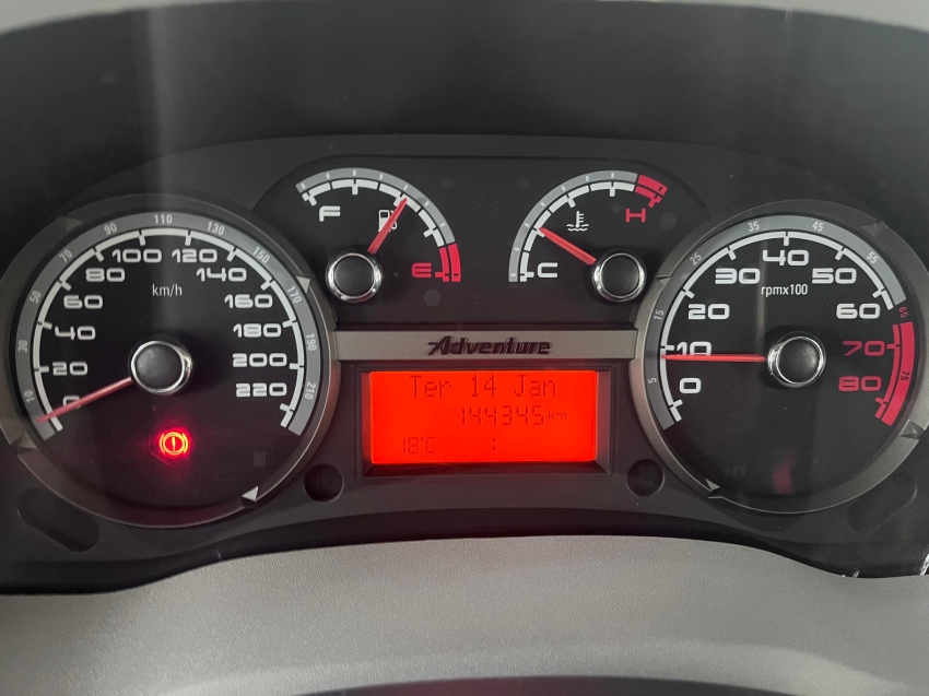 fiat doblo 1.8 mpi adventure 16v flex 4p manual 201310 fiat doblo 1.8 mpi adventure 16v flex 4p manual 201310