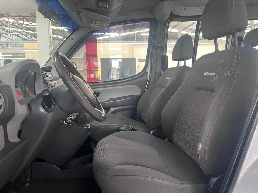 fiat doblo 1.8 mpi adventure 16v flex 4p manual 20137 fiat doblo 1.8 mpi adventure 16v flex 4p manual 20137