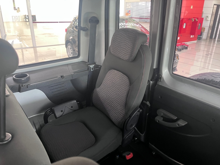 fiat doblo 1.8 mpi adventure 16v flex 4p manual 20139 fiat doblo 1.8 mpi adventure 16v flex 4p manual 20139