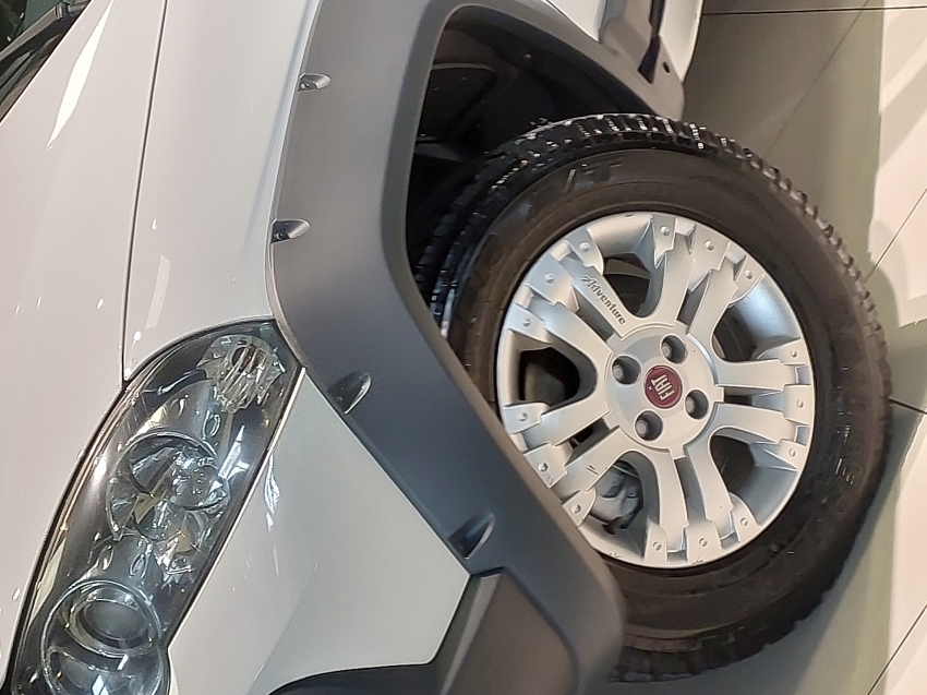 fiat palio 1.8 mpi adventure locker weekend 16v flex 4p manual 201119