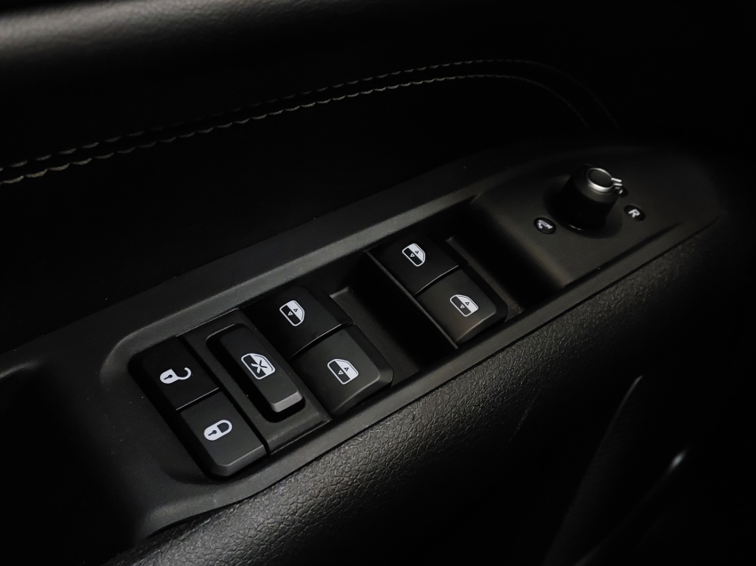 jeep compass 1.3 t270 turbo flex longitude at6 4p automatico 202420