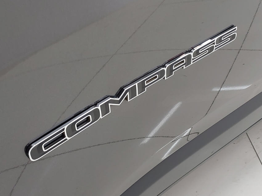 jeep compass 1.3 t270 turbo flex longitude at6 4p automatico 202421