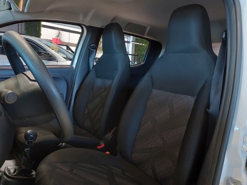 fiat mobi 1.0 evo flex like. manual 4p 20248