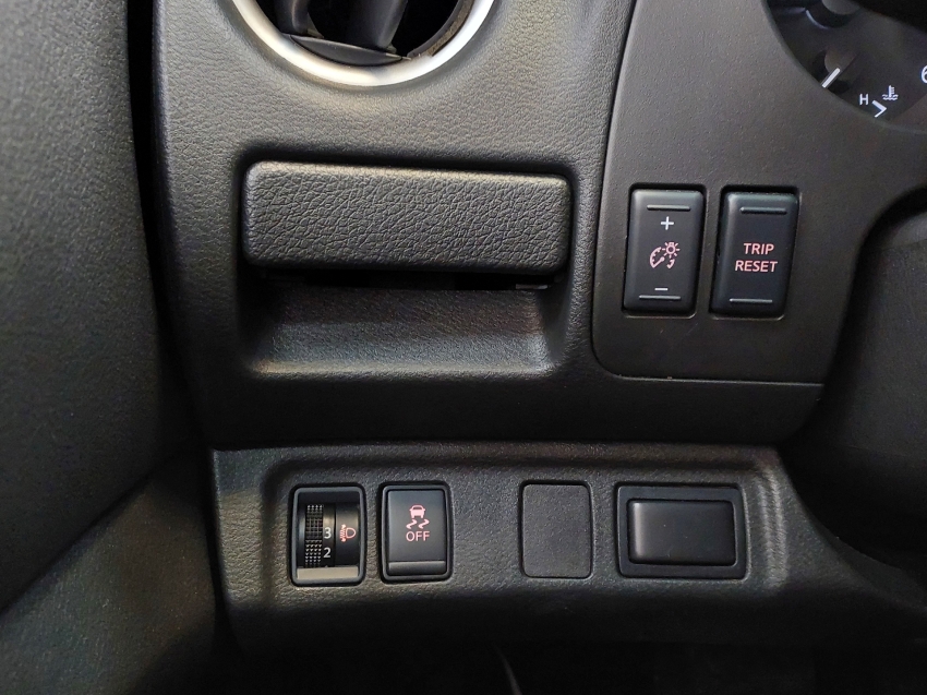 nissan frontier 2.3 16v turbo diesel xe cd 4x4 automatico 4p 202416