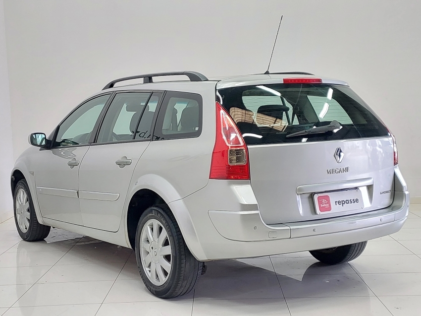 renault megane 1.6 dynamique grand tour 16v flex 4p manual 20125