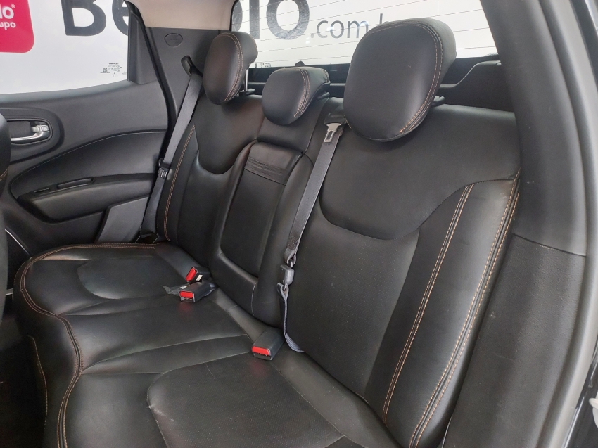 fiat toro 2.4 16v multiair flex volcano at9 4p automatico 20208