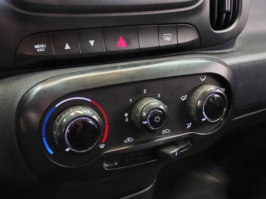 fiat mobi 1.0 evo flex like. manual 4p 202411