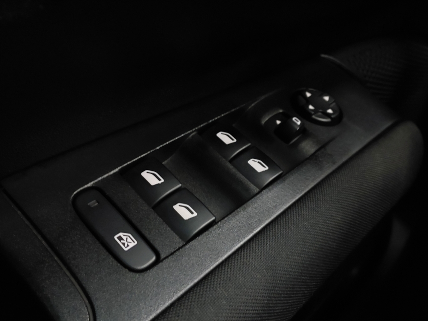 citroen c4 cactus 1.6 vti 120 flex live eat6 4p automatico 202219