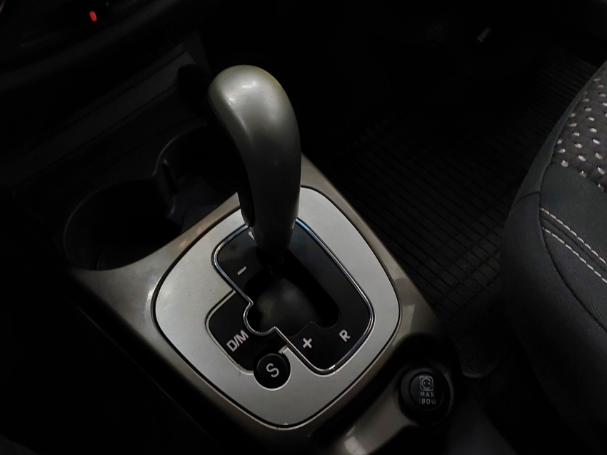 fiat grand siena 1.6 mpi essence 16v flex 4p automatizado automatico 201615