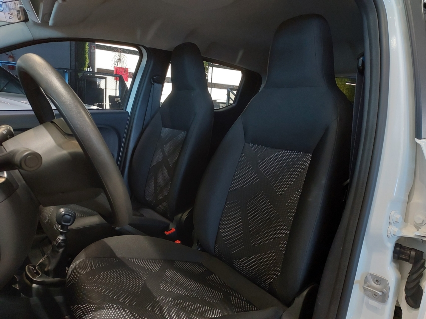 fiat mobi 1.0 evo flex like. manual 4p 20258