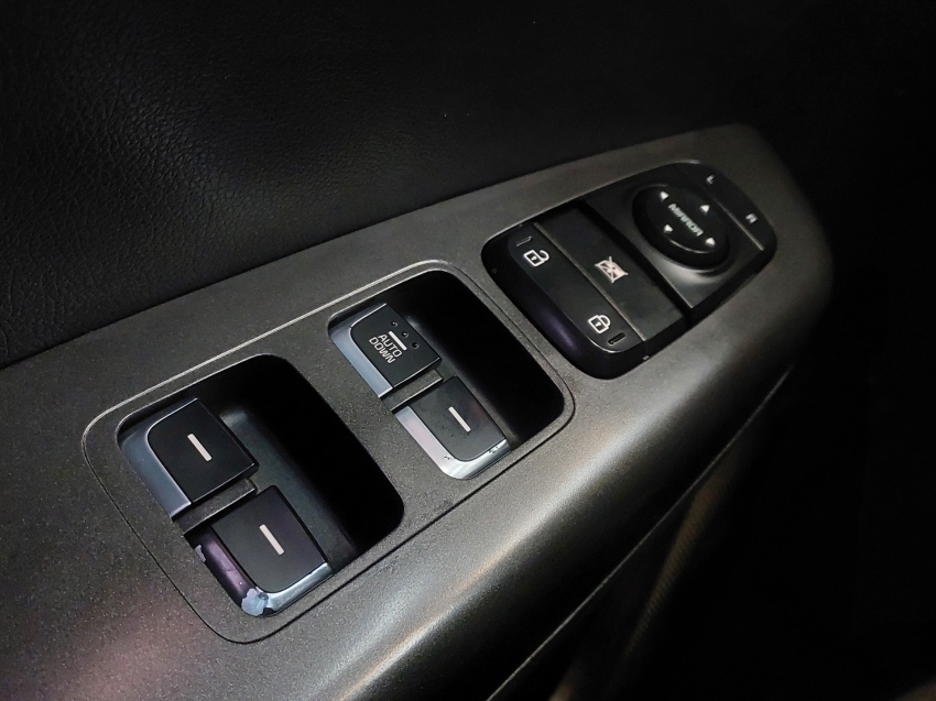 kia sportage 2.0 lx 4x2 16v flex 4p automatico 201818