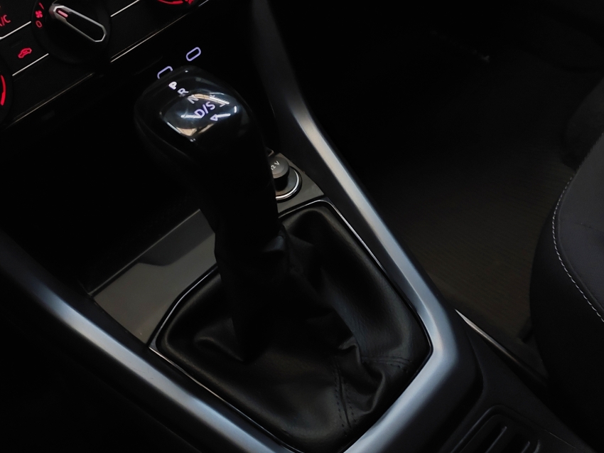 volkswagen t-cross 1.0 200 tsi total flex automatico 4p 202414