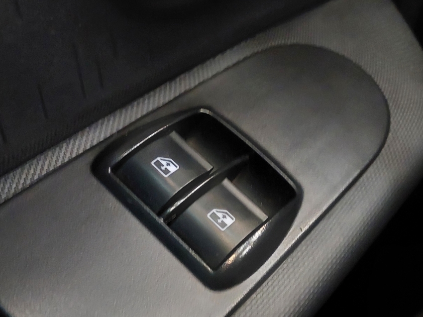 fiat mobi 1.0 evo flex like. manual 4p 202314