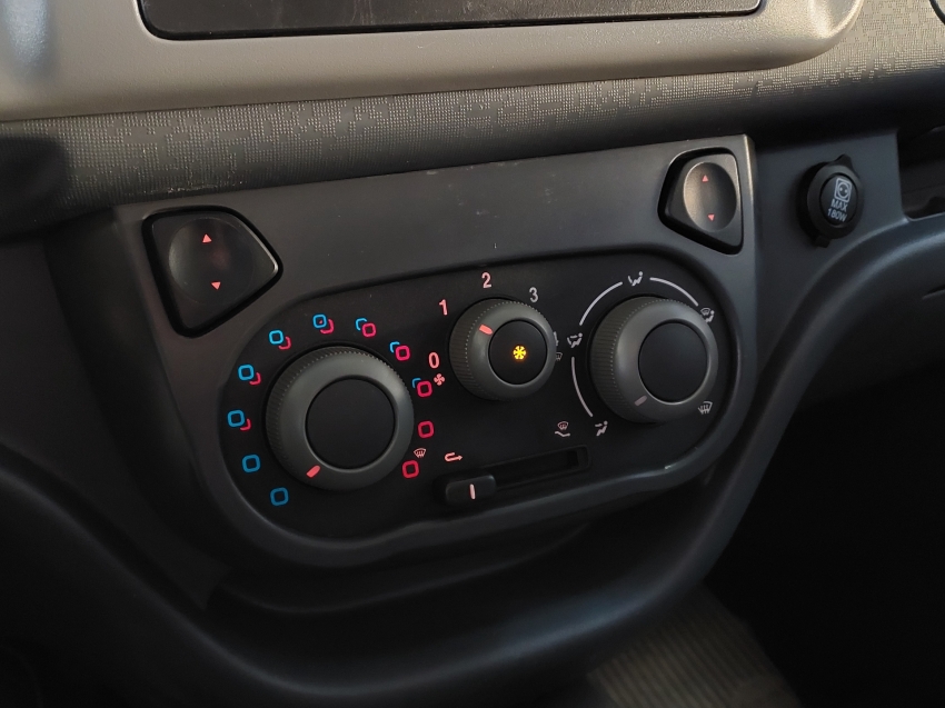 fiat fiorino 1.4 mpi furgao endurance 8v flex 2p manual 202110