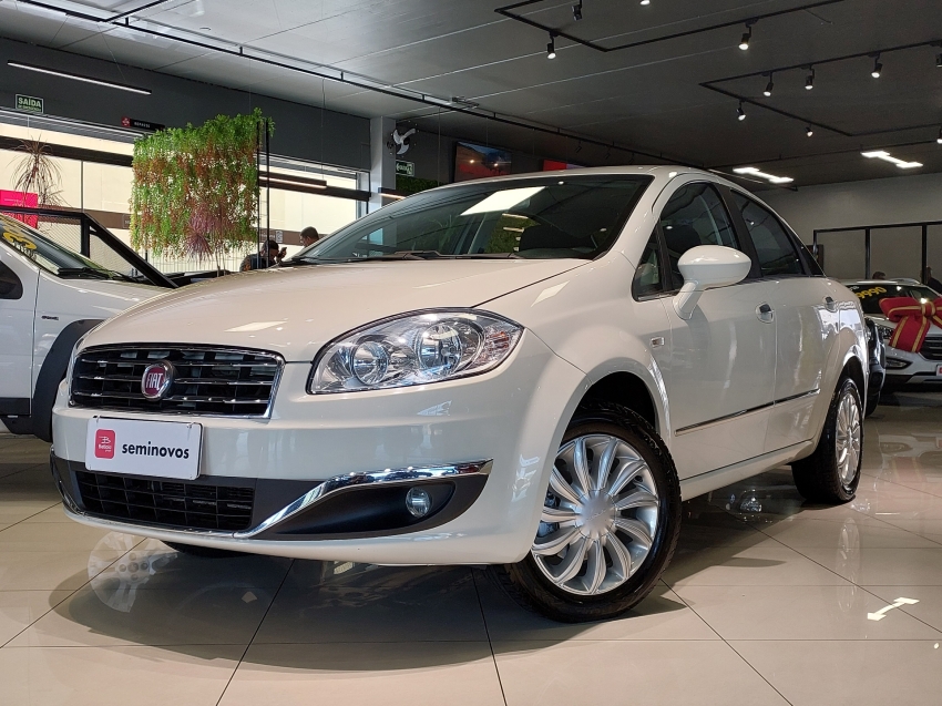 fiat linea 1.8 essence 16v flex 4p automatizado semiautomatico 2016