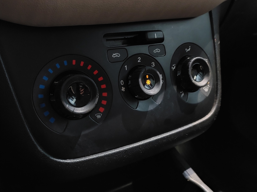 fiat linea 1.8 essence 16v flex 4p automatizado semiautomatico 201611