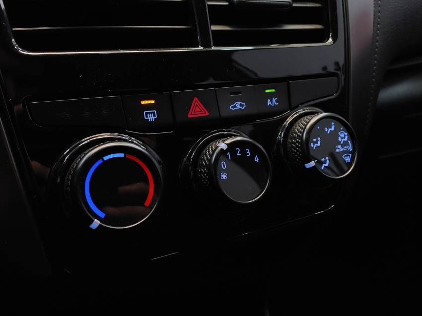 toyota yaris 1.5 16v flex sedan xl live multidrive 4p automatico 202311