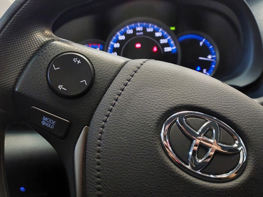 toyota yaris 1.5 16v flex sedan xl live multidrive 4p automatico 202314