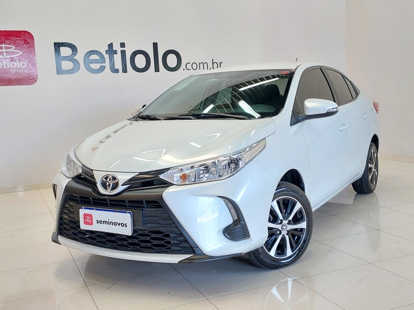 toyota yaris 1.5 16v flex sedan xl live multidrive 4p automatico 202320