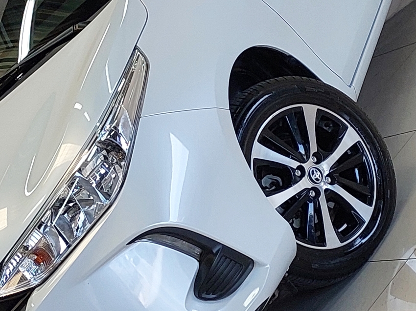 toyota yaris 1.5 16v flex sedan xl live multidrive 4p automatico 202319