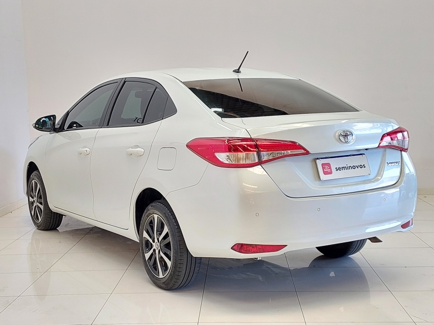 toyota yaris 1.5 16v flex sedan xl live multidrive 4p automatico 20233