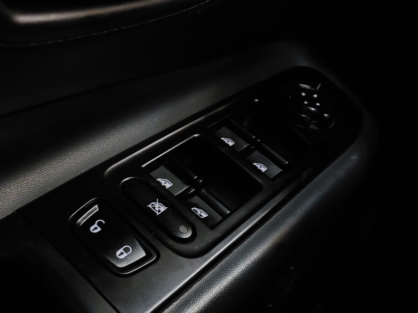 jeep renegade 1.3 t270 turbo flex longitude at6 4p automatico 202319