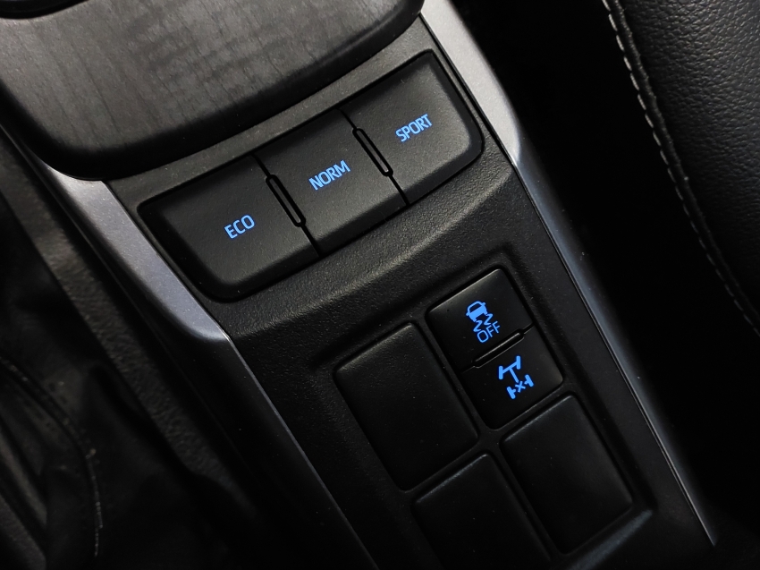 toyota hilux sw4 2.8 d-4d turbo diesel srx platinum 4x4 automatico 4p 202519