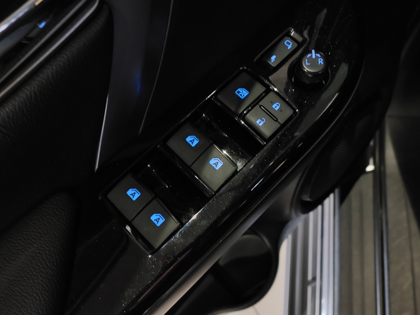 toyota hilux sw4 2.8 d-4d turbo diesel srx platinum 4x4 automatico 4p 202518