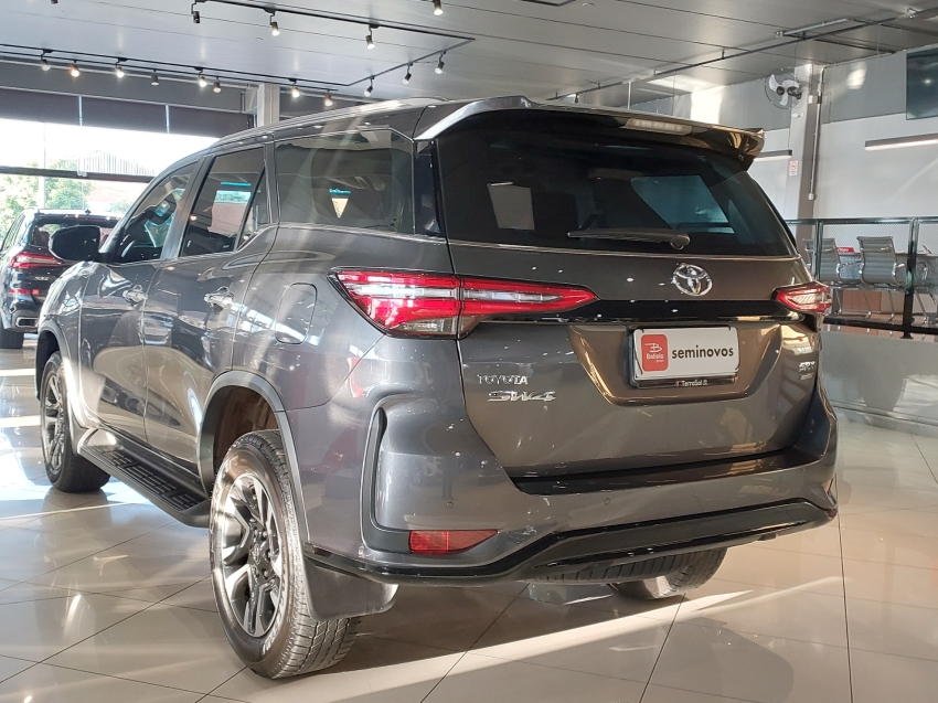 toyota hilux sw4 2.8 d-4d turbo diesel srx platinum 4x4 automatico 4p 20253