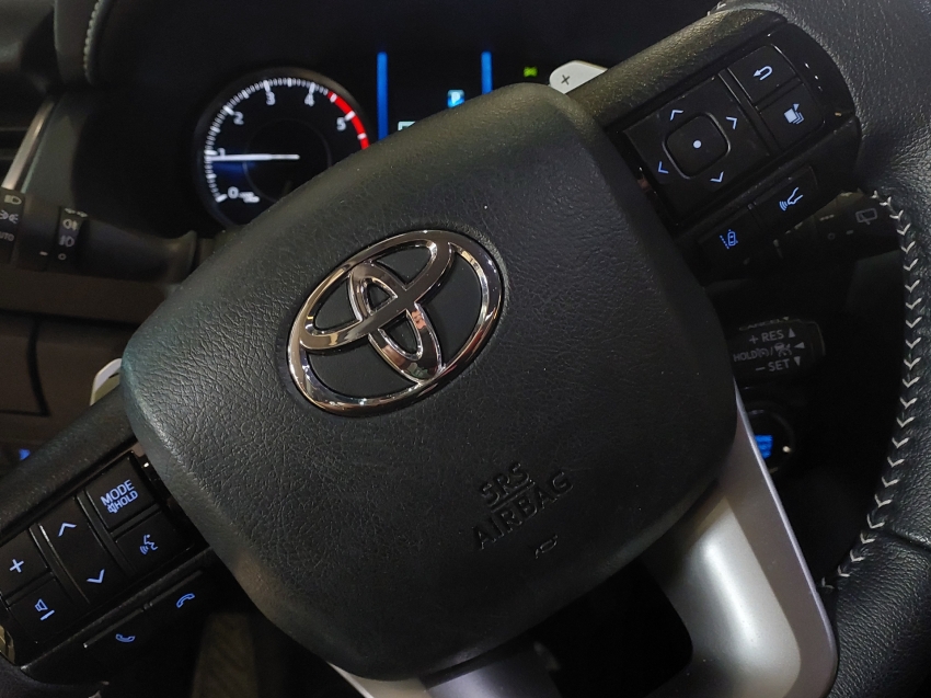 toyota hilux sw4 2.8 d-4d turbo diesel srx platinum 4x4 automatico 4p 202517