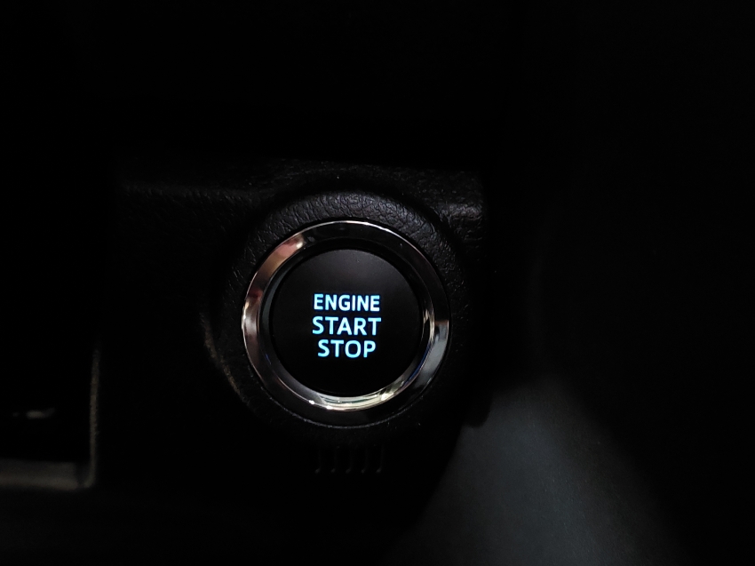 toyota hilux sw4 2.8 d-4d turbo diesel srx platinum 4x4 automatico 4p 202520