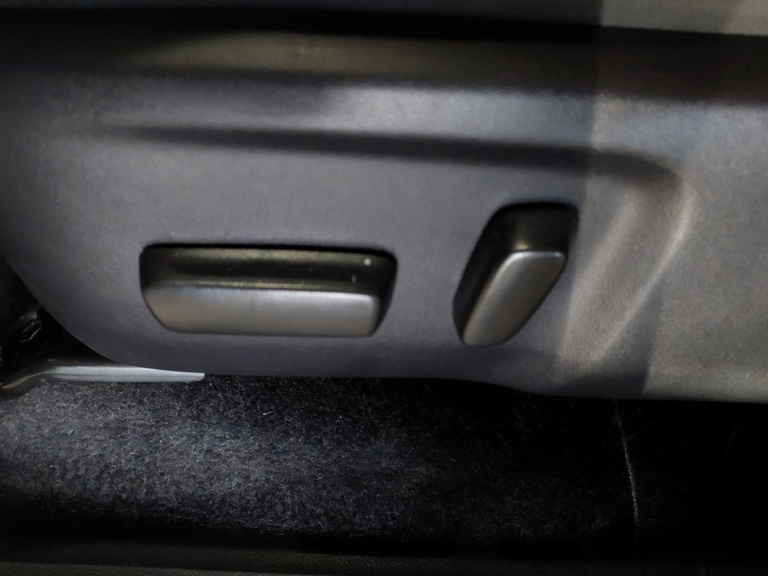 toyota hilux sw4 2.8 d-4d turbo diesel srx platinum 4x4 automatico 4p 202521