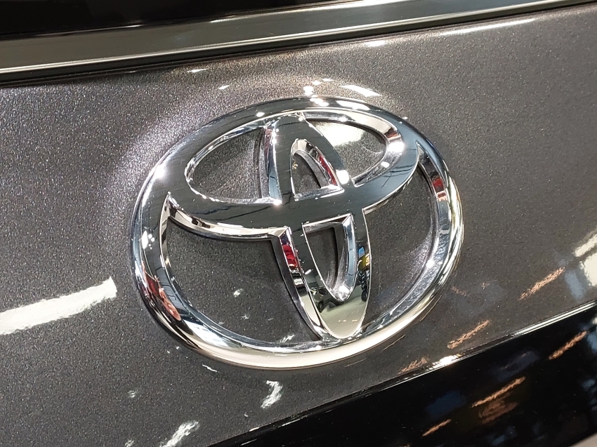 toyota hilux sw4 2.8 d-4d turbo diesel srx platinum 4x4 automatico 4p 202523