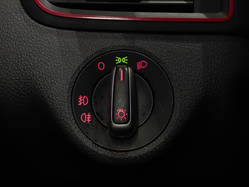 volkswagen fox 1.6 msi pepper 16v flex 4p automatizado 1.0 semiautomatico 201513