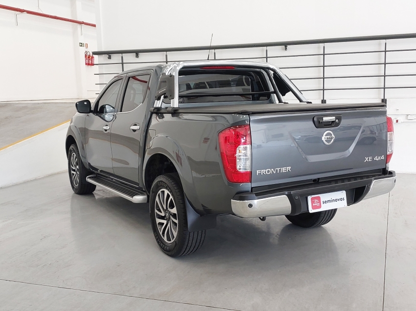 nissan frontier 2.3 16v turbo diesel xe cd 4x4 automatico 4p 20212
