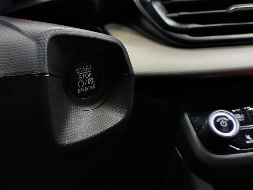 fiat fastback 1.0 turbo 200 flex impetus cvt 4p automatico 202320