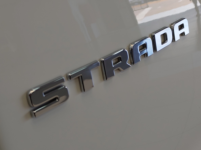 fiat strada 1.3 firefly flex freedom cd manual 1.4 4p 202318