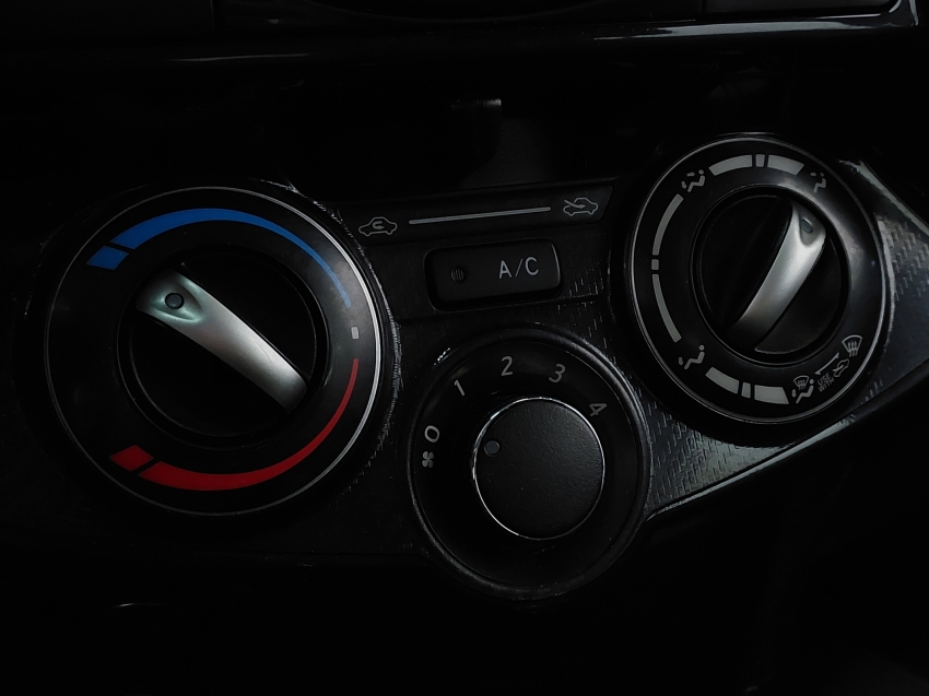 toyota etios 1.3 x 16v flex 4p manual 202012