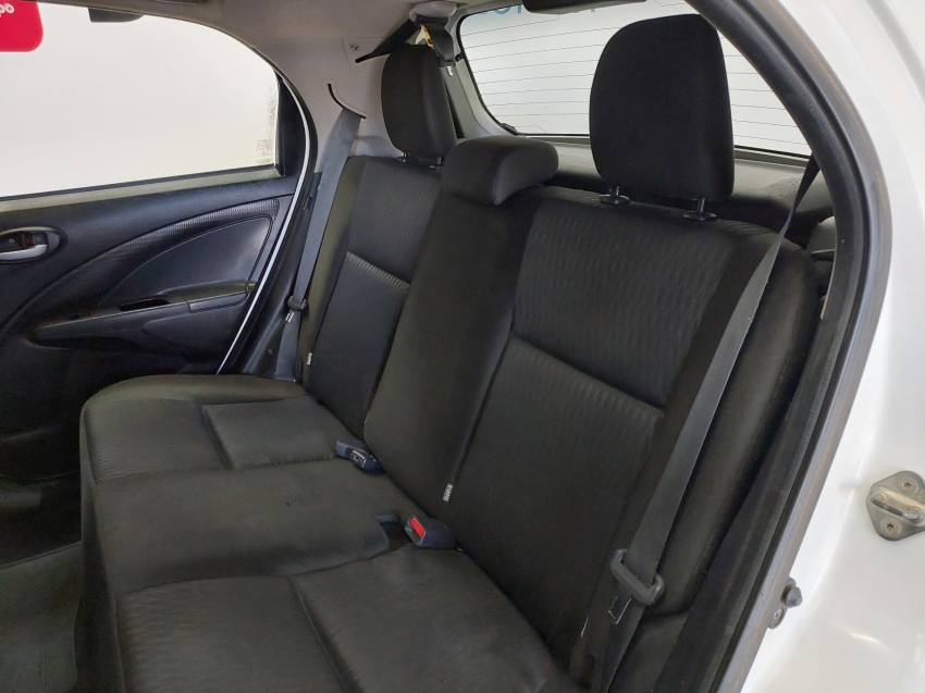 toyota etios 1.3 x 16v flex 4p manual 202010