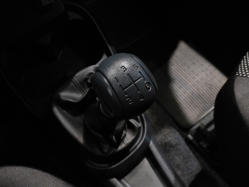 fiat mobi 1.0 evo flex like. manual 4p 202310