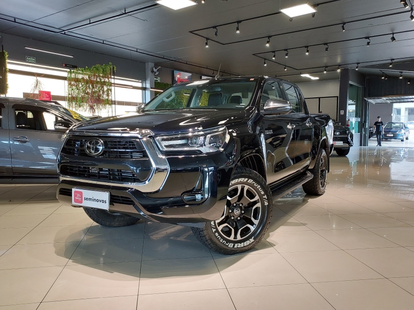 toyota hilux 2.8 d-4d turbo diesel cd srx 4x4 automatico 4p 202326