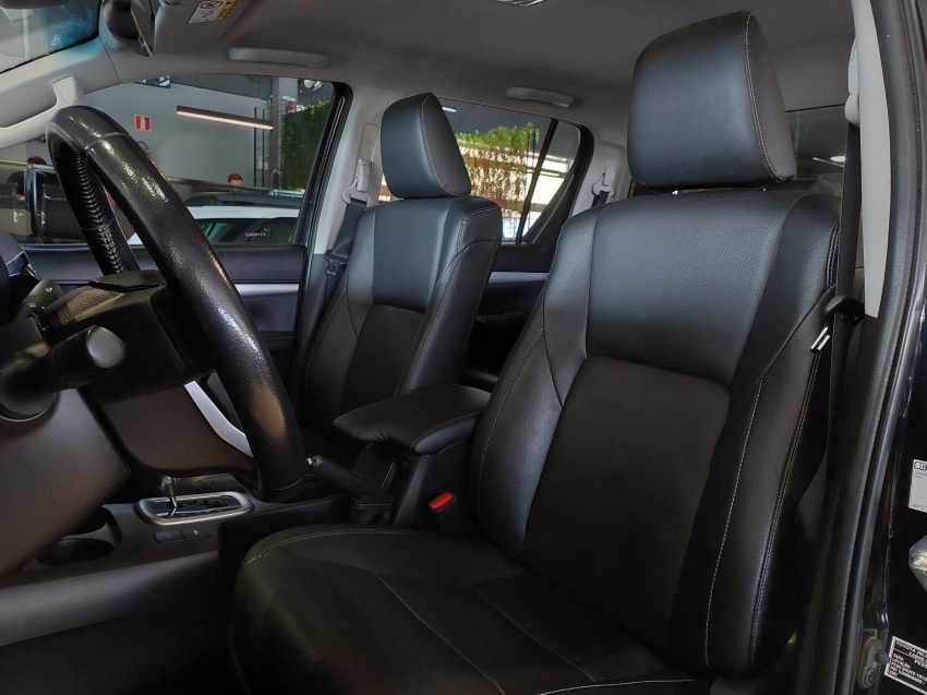 toyota hilux 2.8 d-4d turbo diesel cd srx 4x4 automatico 4p 20238