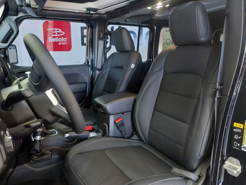 jeep wrangler 2.0 turbo gasolina unlimited overland 4p 4x4 at8 automatico 20218