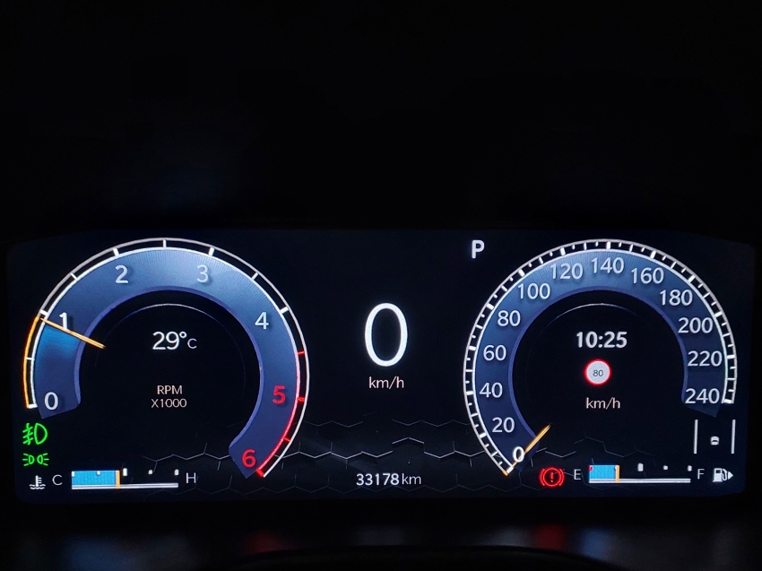 jeep commander 2.0 td380 turbo diesel overland at9 4p automatico 202312